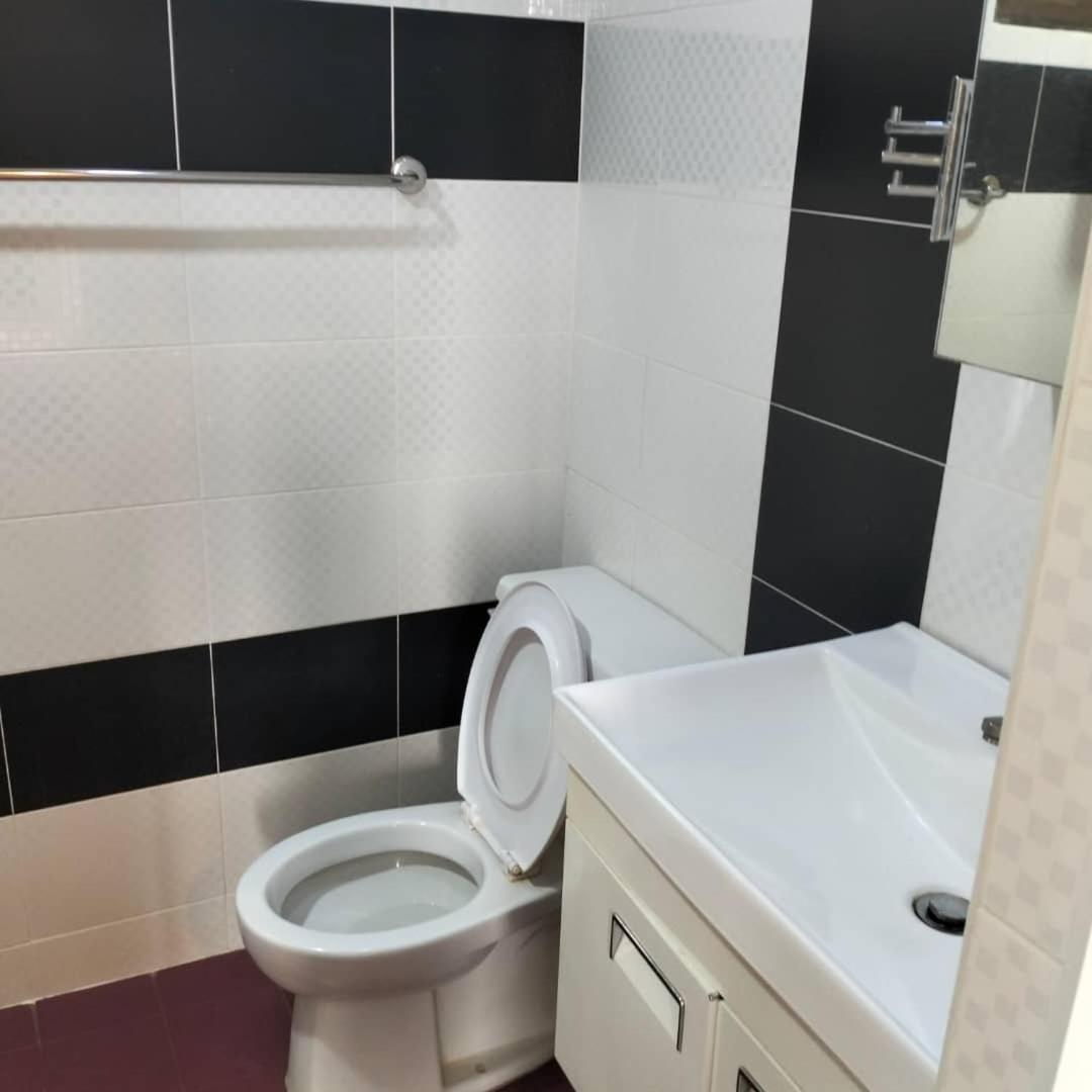Sri Sayang Pearl View Daire Batu Feringgi Dış mekan fotoğraf